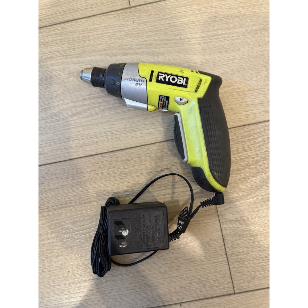 Ryobi 4 Volt Lithium-ion 1/4" Hex Cordless Screwdriver TOOL Only, Tested!